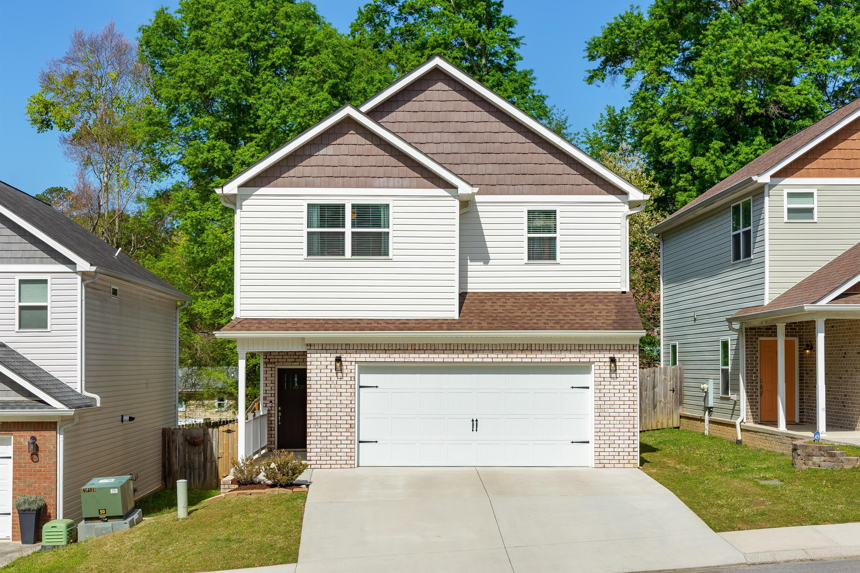 2026_04_April_482_Candytuft_Ln_0001