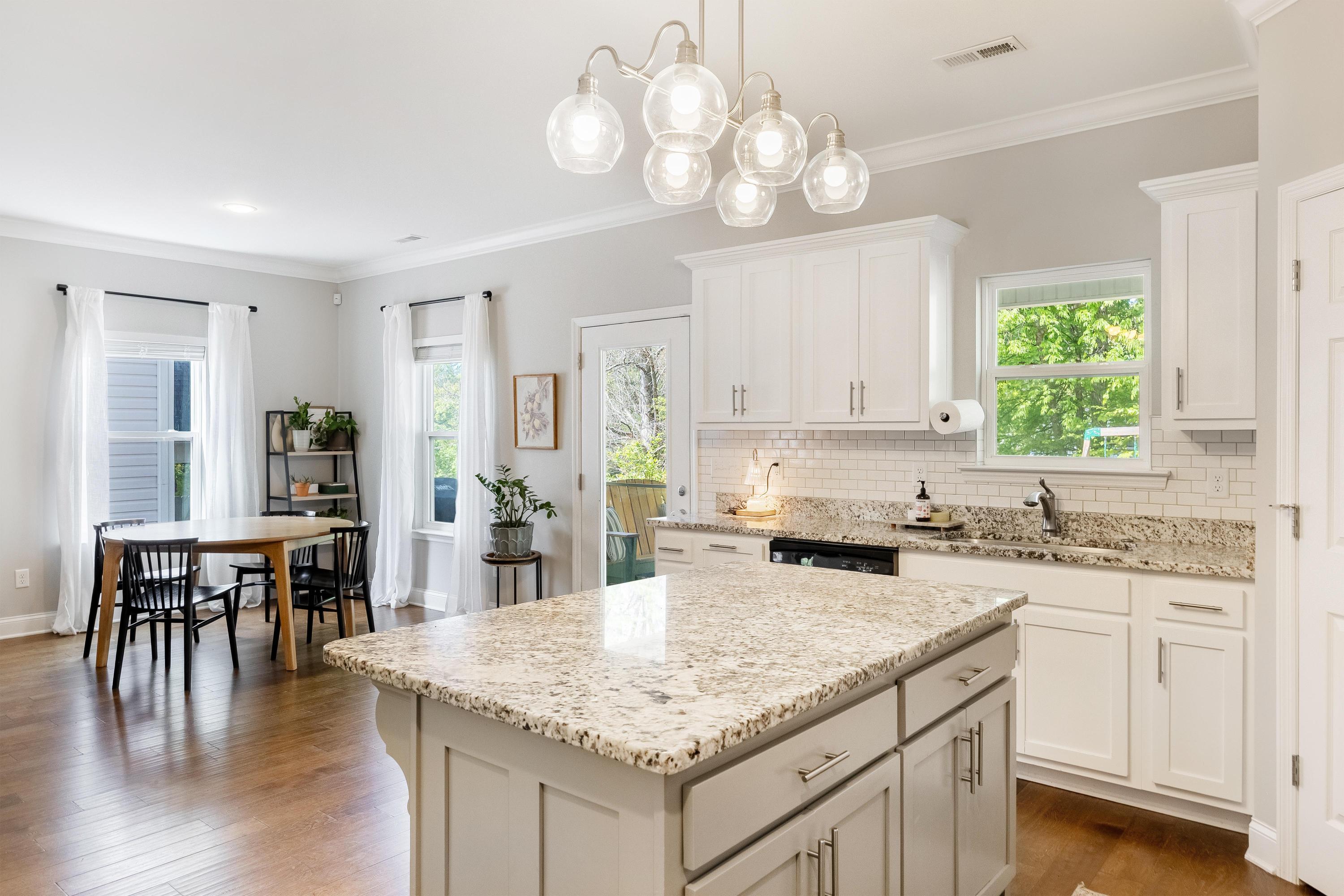 482 Candytuft Lane Hixson, TN 37343 - Photo 11 of 30 2026_04_April_482_Candytuft_Ln_0017