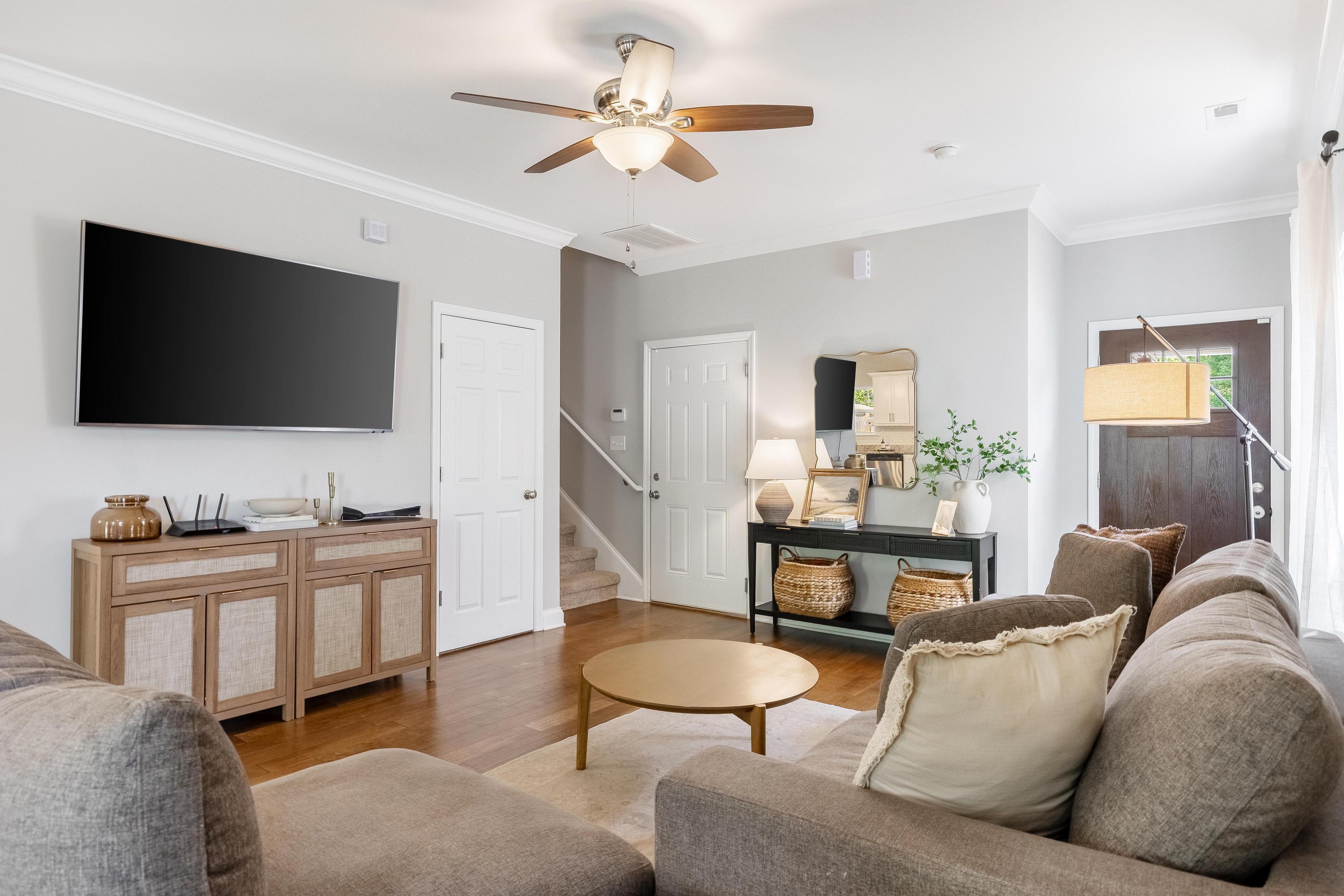 482 Candytuft Lane Hixson, TN 37343 - Photo 5 of 30 2026_04_April_482_Candytuft_Ln_0012