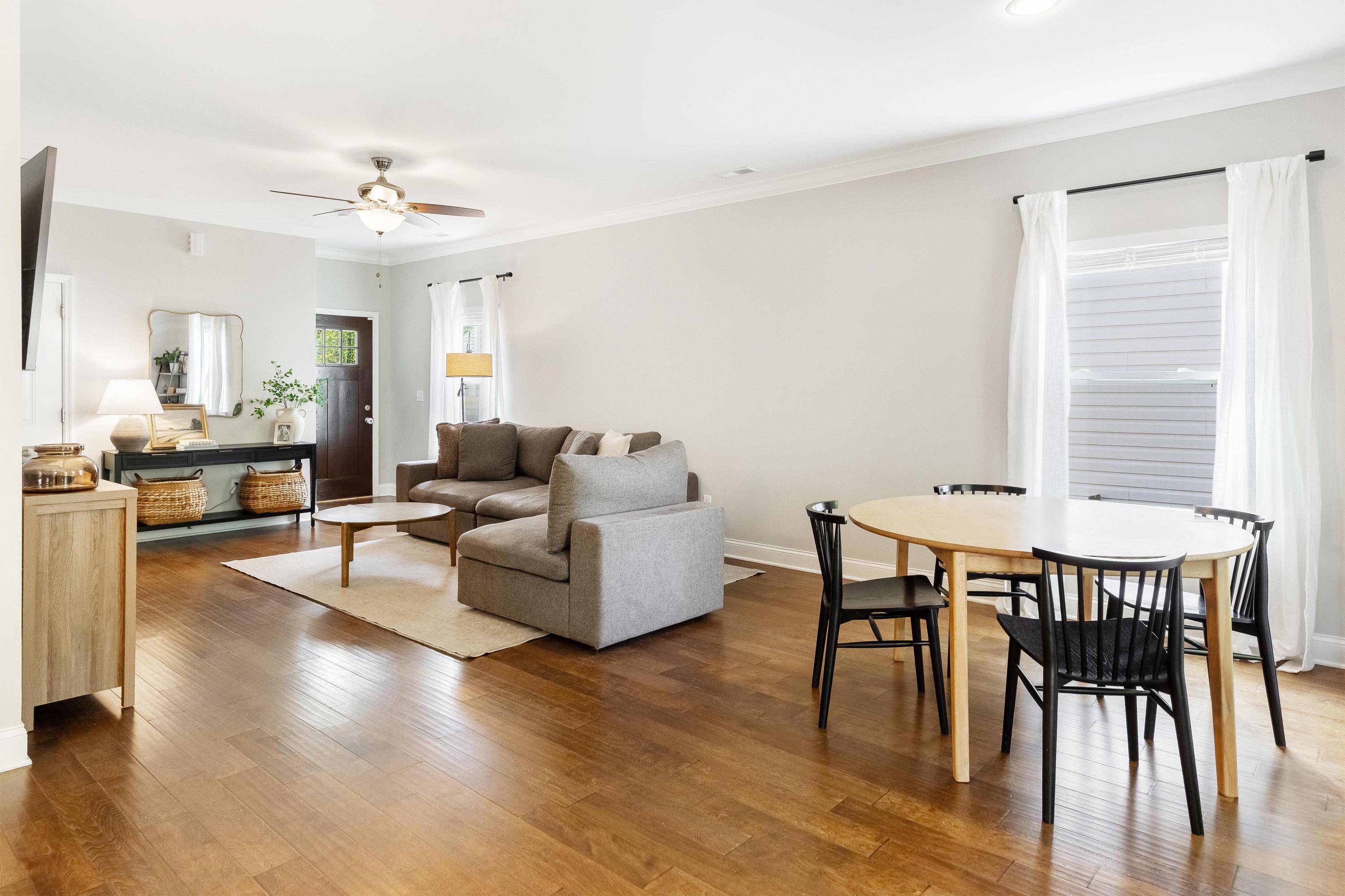 482 Candytuft Lane Hixson, TN 37343 - Photo 6 of 30 2026_04_April_482_Candytuft_Ln_0018