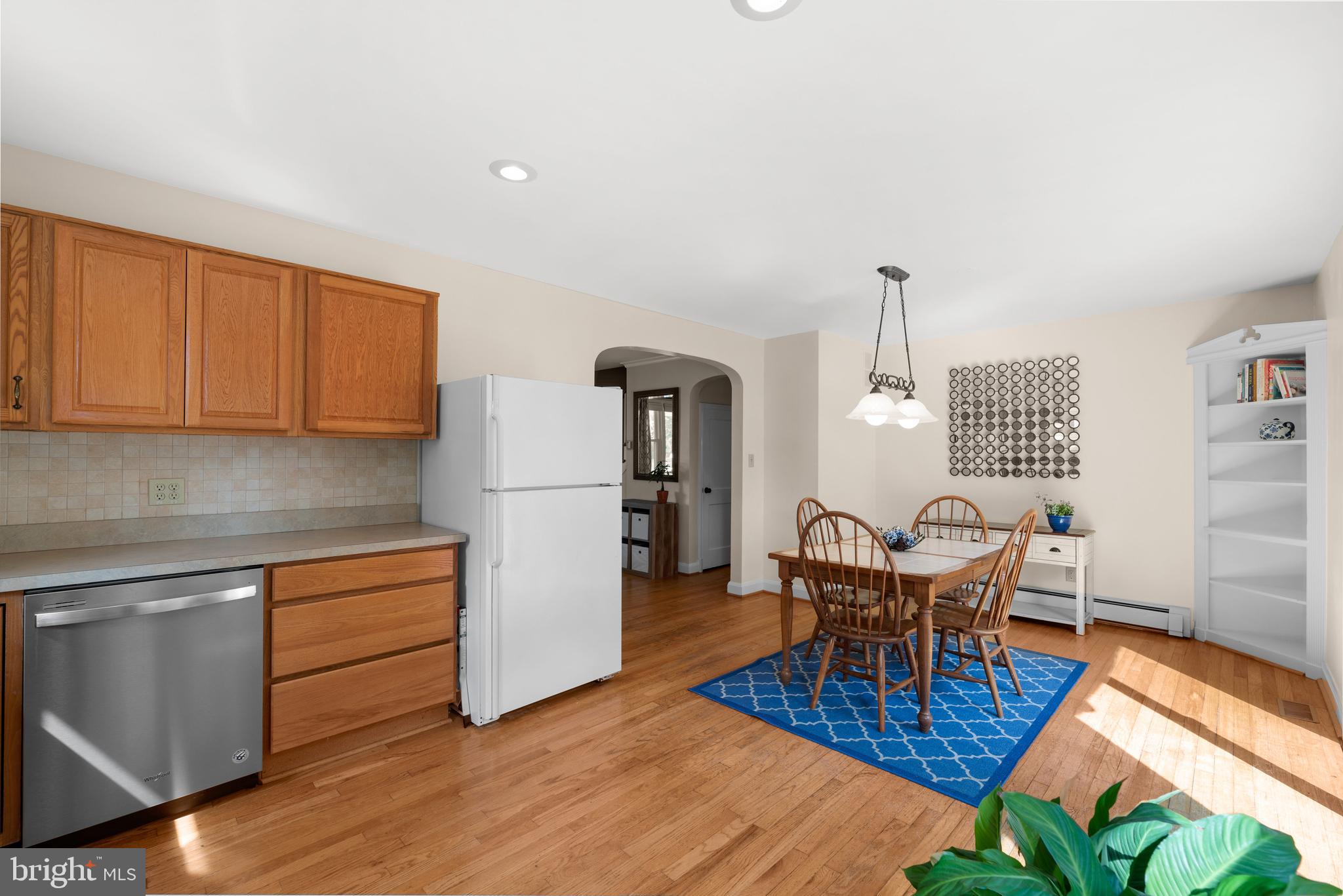 413 Gralan Road Baltimore, MD 21228 - Photo 11 of 39