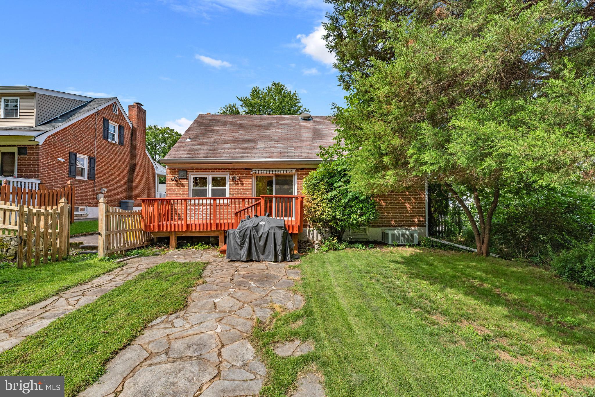 413 Gralan Road Baltimore, MD 21228 - Photo 36 of 39