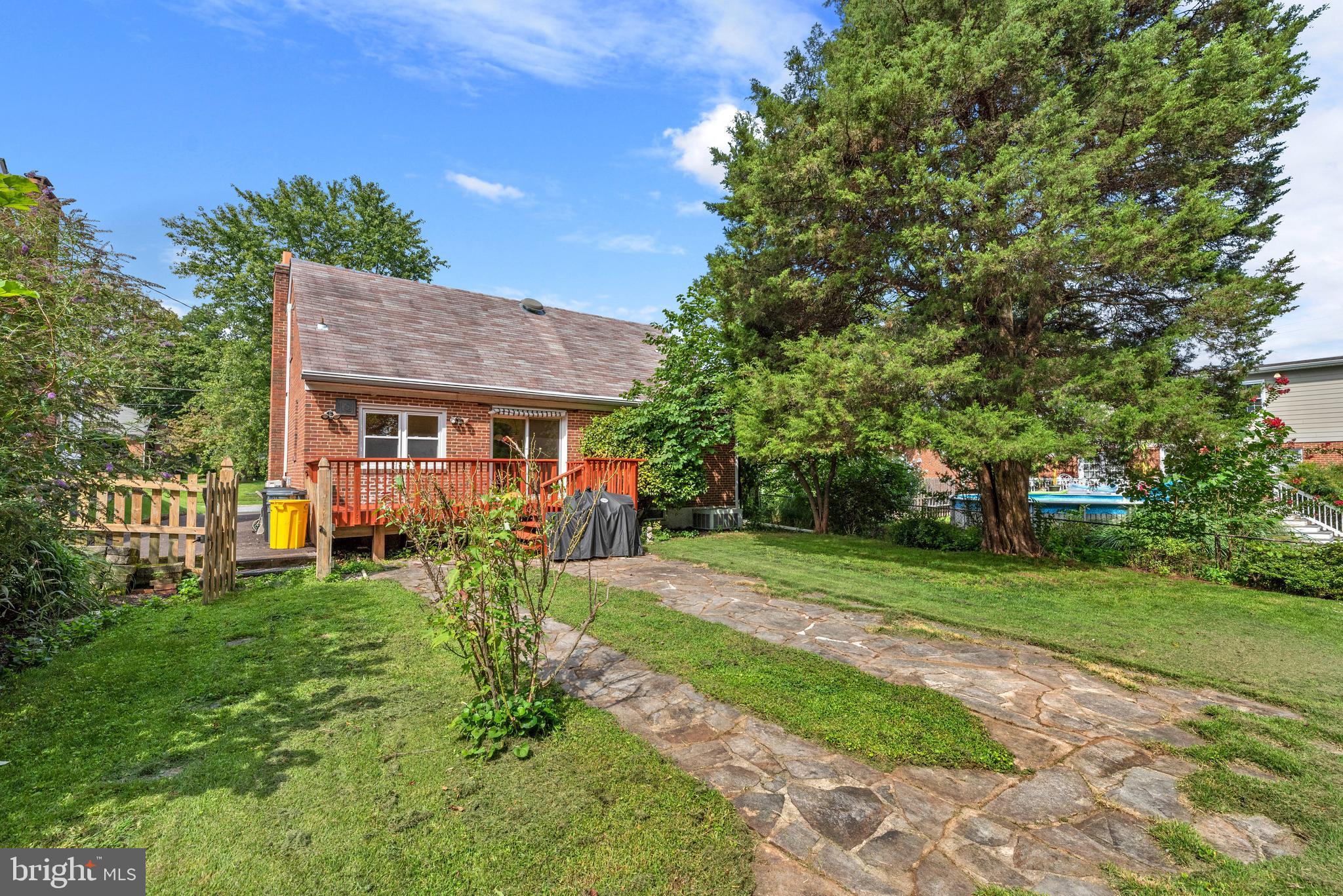 413 Gralan Road Baltimore, MD 21228 - Photo 37 of 39