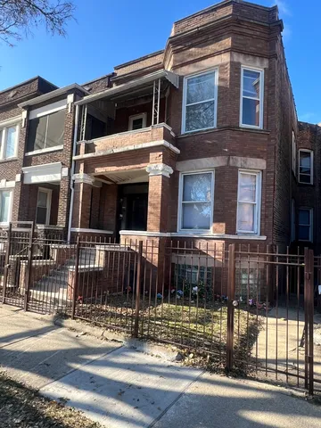 $350,000 | 6240 South Evans Avenue, Chicago, IL 60637