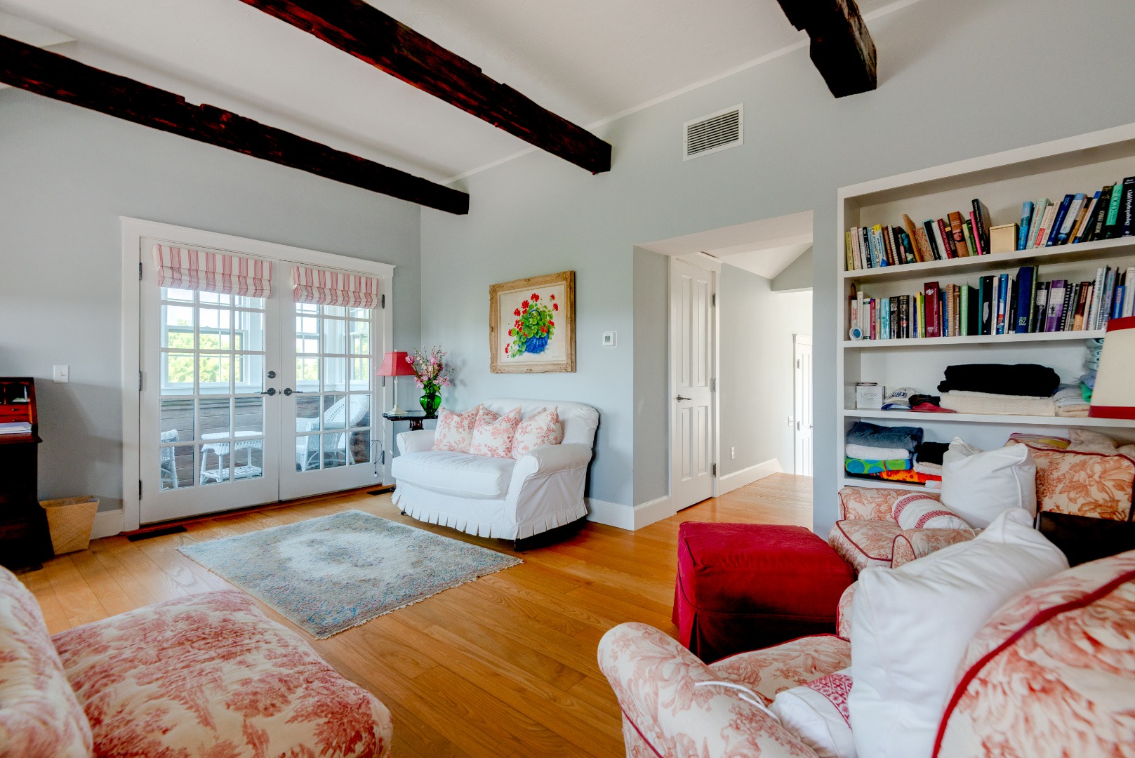 196 Cliff Road Nantucket, MA 02554 - Photo 13 of 34 Gallery Image 13