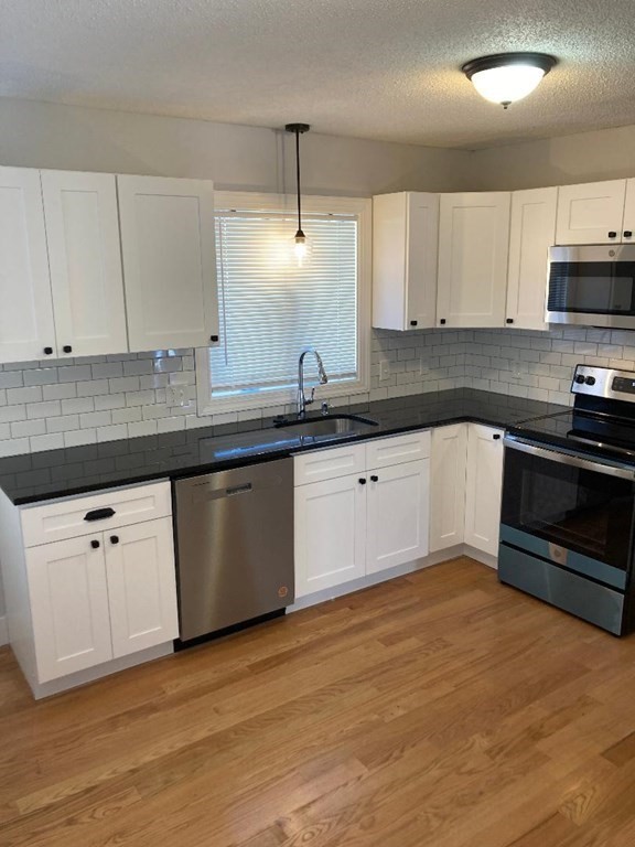 195-197 Middle Street Springfield, MA 01104 - Photo 3 of 18 Gallery Image 3