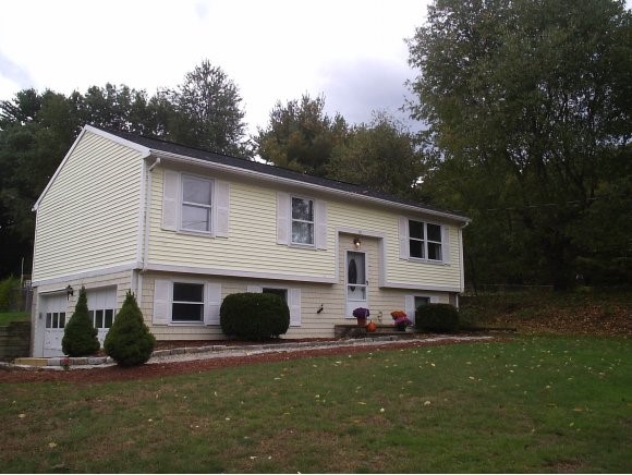 81 Stackpole Road Somersworth, NH 03878 - Photo 1 of 1 Gallery Image 1