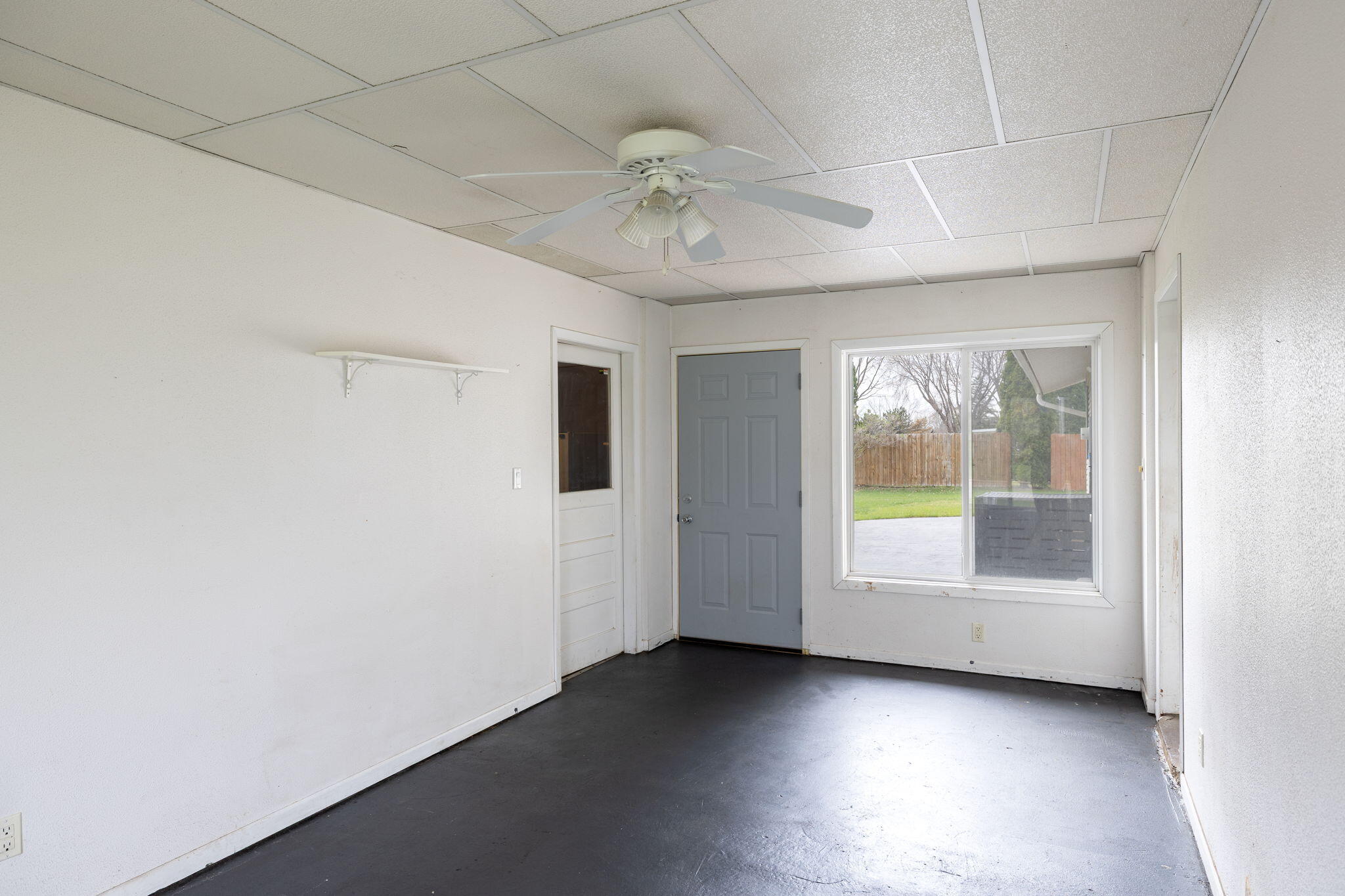 528 Riders Club Road Onalaska, WI 54650 - Photo 16 of 20 Breezeway