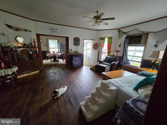 $140,000 | 108 West Chesapeake Avenue, Crisfield, MD 21817