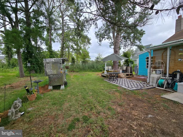 $140,000 | 108 West Chesapeake Avenue, Crisfield, MD 21817