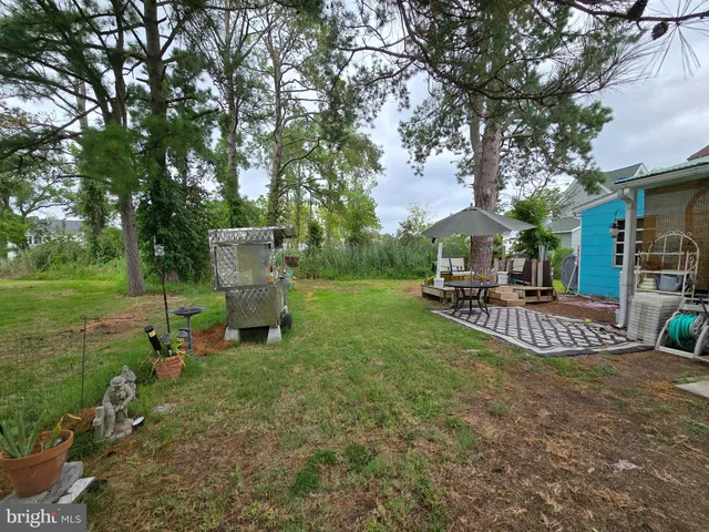 $140,000 | 108 West Chesapeake Avenue, Crisfield, MD 21817