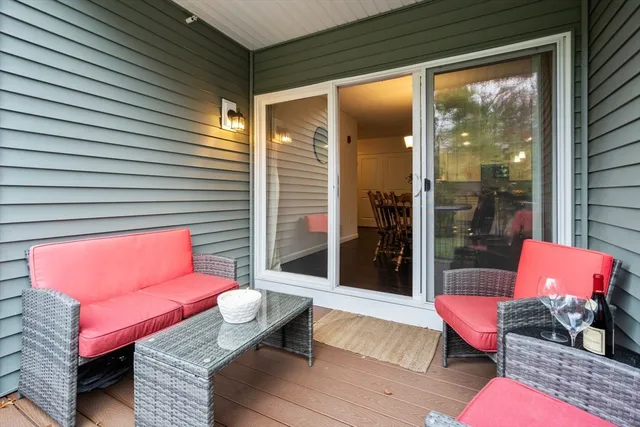 $570,000 | 1 Roseland Street, Unit A1, Foxboro, MA 02035