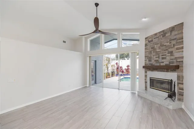 $549,900 | 10316 Riverburn Drive, Tampa, FL 33647