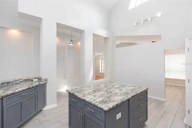 $549,900 | 10316 Riverburn Drive, Tampa, FL 33647