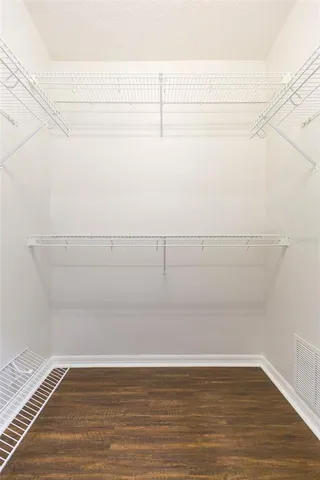 $549,900 | 10316 Riverburn Drive, Tampa, FL 33647