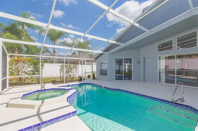 $549,900 | 10316 Riverburn Drive, Tampa, FL 33647