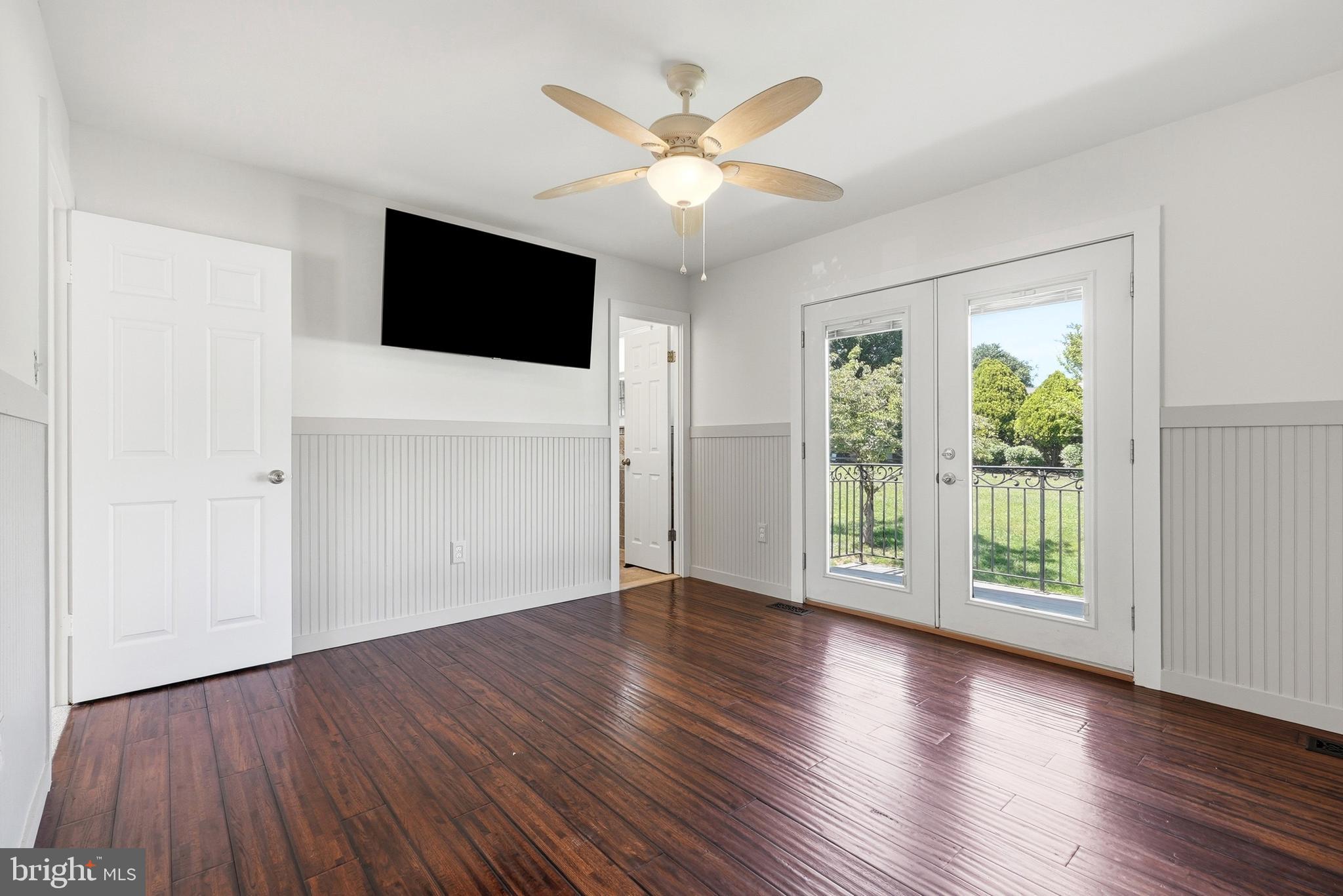 10405 Carlyn Ridge Road Damascus, MD 20872 - Photo 18 of 56 Sunny and bright