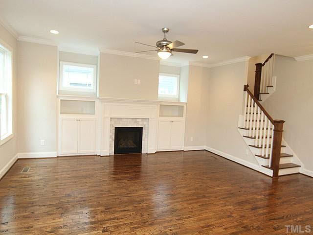 305 Mulberry Street Raleigh, NC 27604 - Photo 6 of 25 Living Room or Family Room