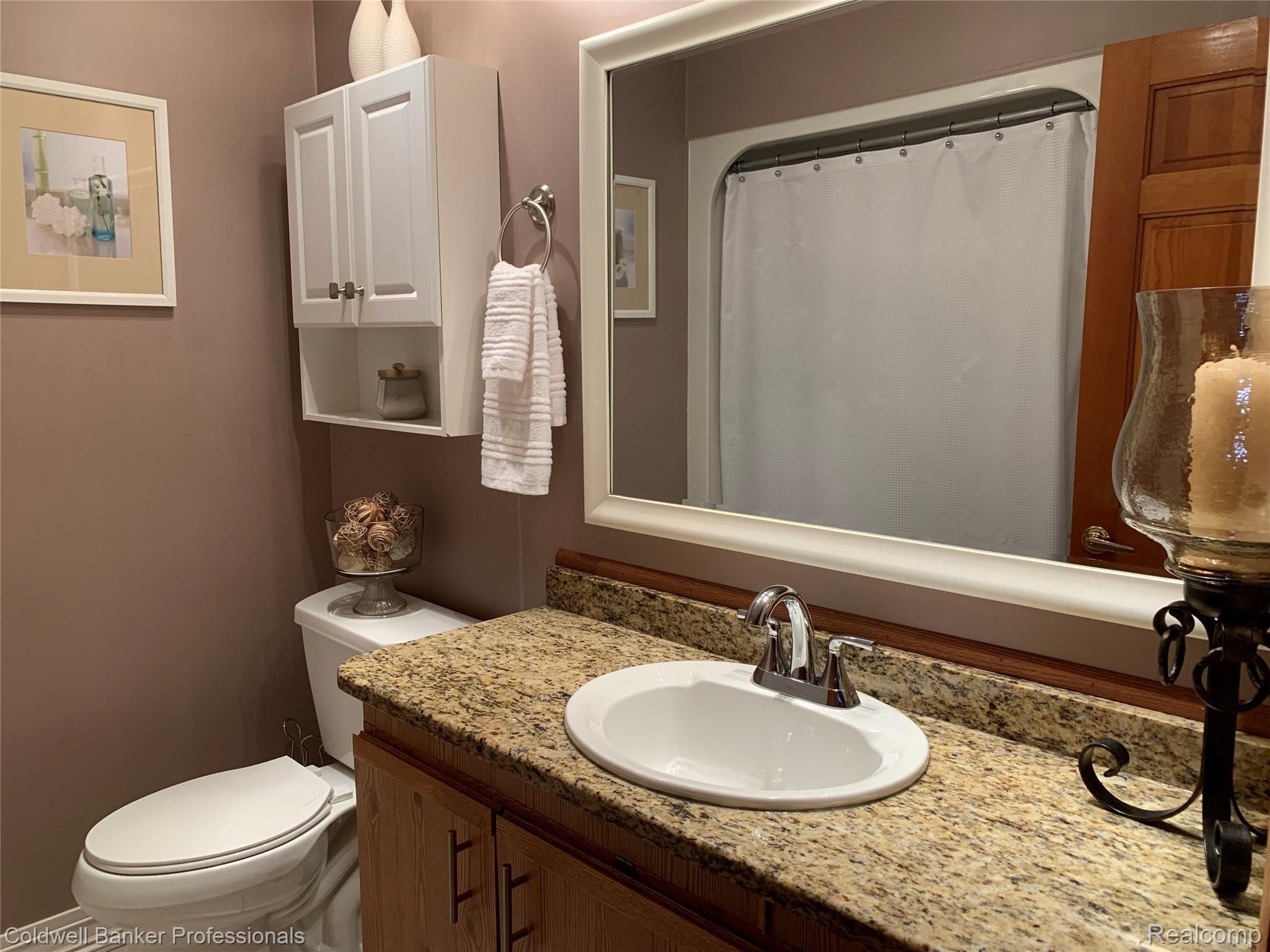 3331 Grant Road Rochester, MI 48309 - Photo 10 of 23 IMG_7368.jpg