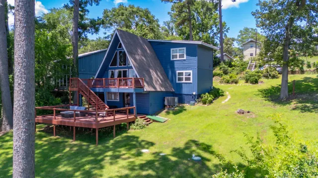 $289,999 | 169 County Road 4945, Etoile, TX 75944