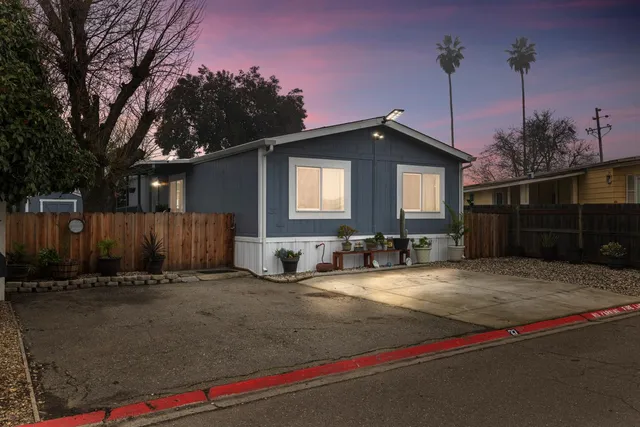 $199,000 | 5100 N Highway, Unit 27, Stockton, CA 95212