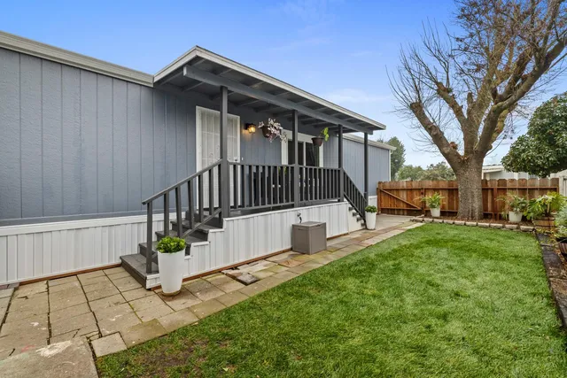 $199,000 | 5100 N Highway, Unit 27, Stockton, CA 95212