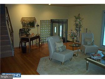 9819 Layton Road Philadelphia, PA 19115 - Photo 11 of 11