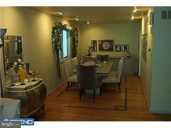 9819 Layton Road Philadelphia, PA 19115 - Photo 4 of 11
