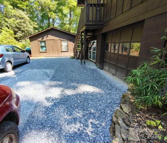 $2,000 | 276-278 North Church Street, Old Fort, NC 28762