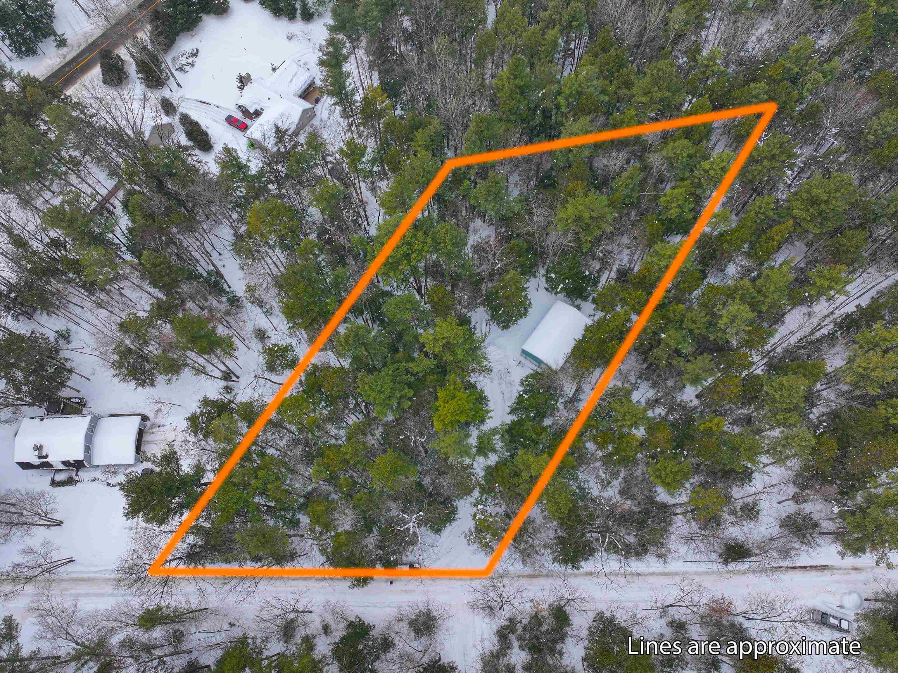 14607 Pyatt Road Traverse City, MI 49686 - Photo 6 of 20