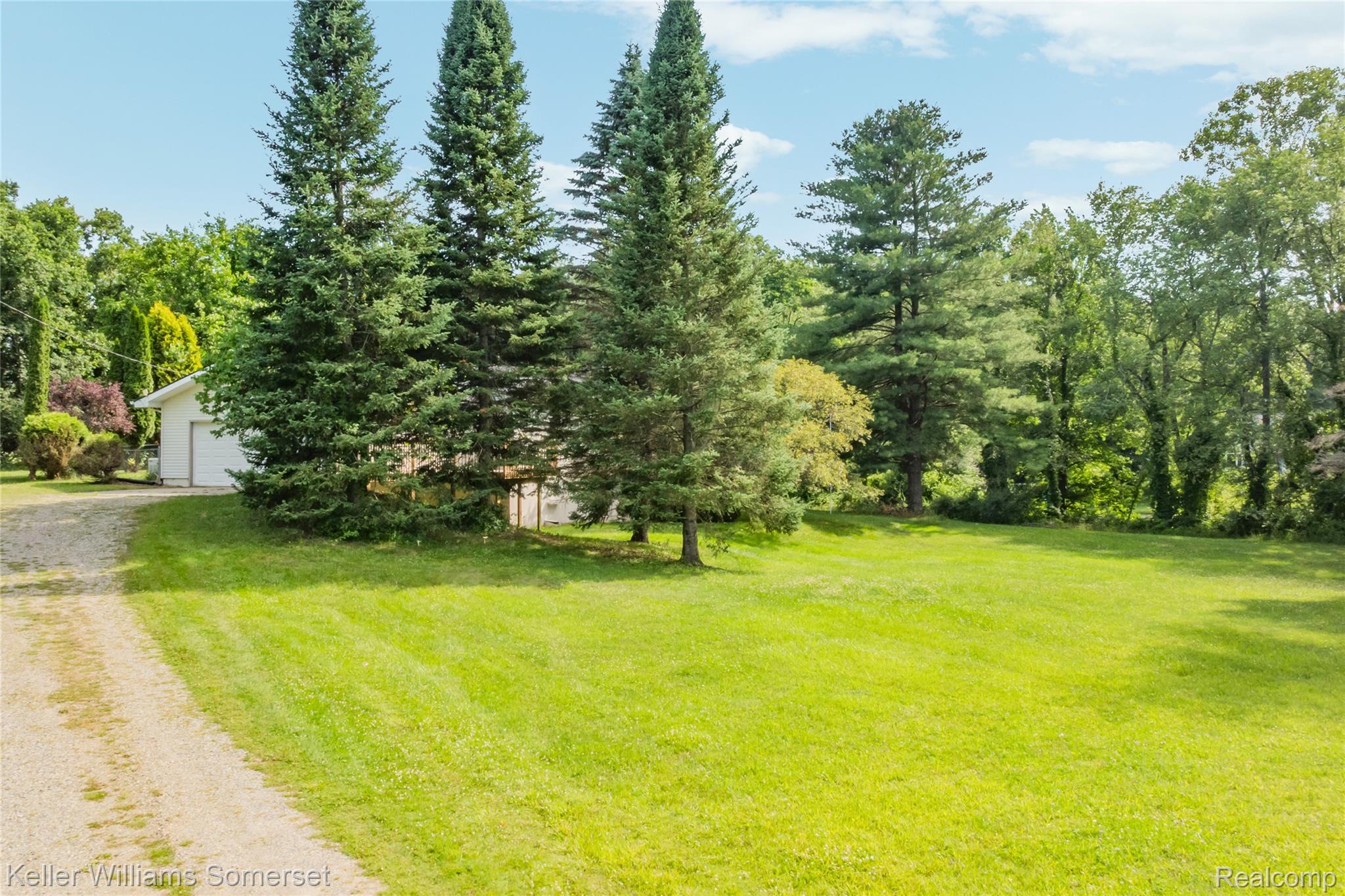 2344 Rochester Road Leonard, MI 48367 - Photo 3 of 66 Yard