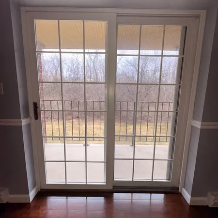 $1,700 | 34 Maple Crest Circle, Unit K, Holyoke, MA 01040