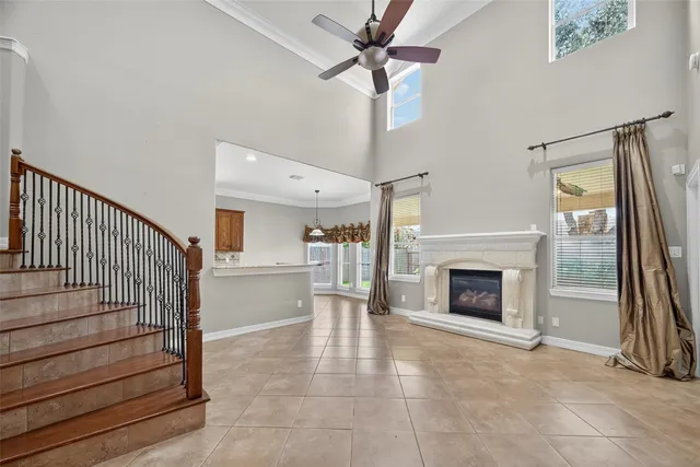 a view of entryway and hall