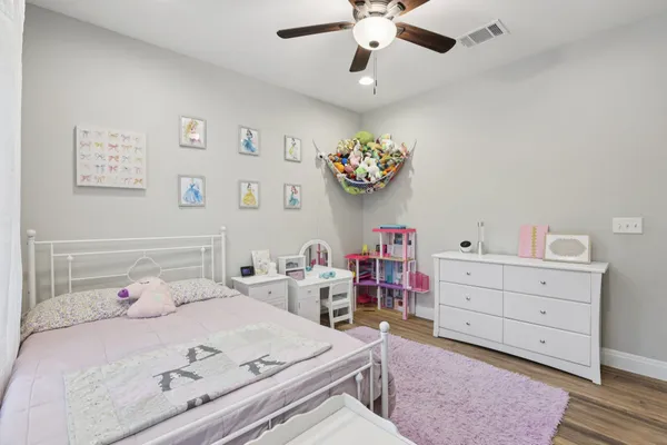 $395,000 | 112 Twin Lakes Lane, Bastrop, TX 78602