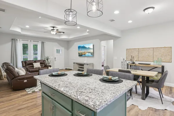 $395,000 | 112 Twin Lakes Lane, Bastrop, TX 78602