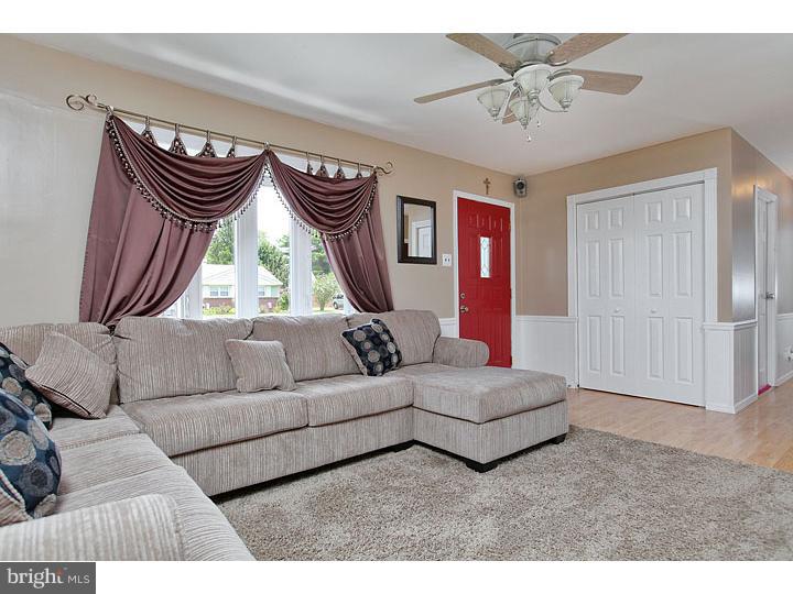 614 Cornwall Road Sewell, NJ 08080 - Photo 3 of 11
