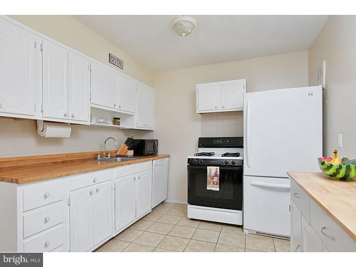 614 Cornwall Road Sewell, NJ 08080 - Photo 6 of 11