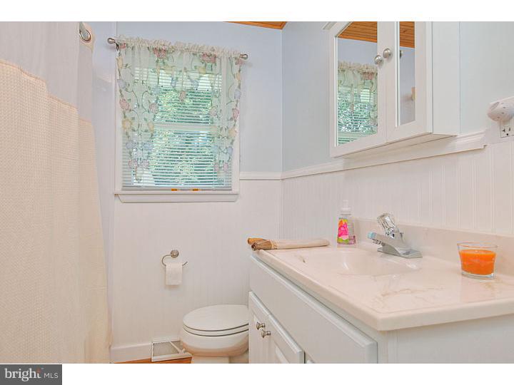 614 Cornwall Road Sewell, NJ 08080 - Photo 8 of 11
