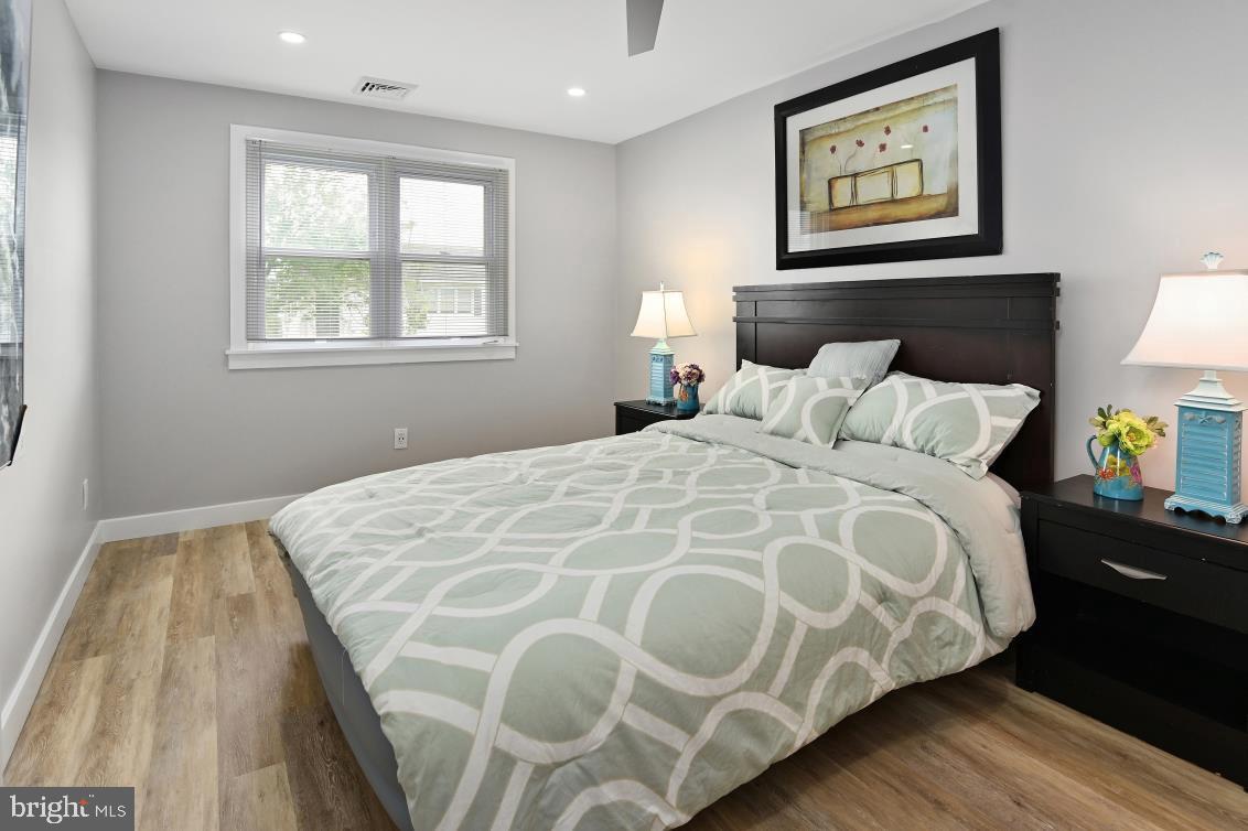 10359 Exeter Road Ocean City, MD 21842 - Photo 22 of 45 Master bedroom