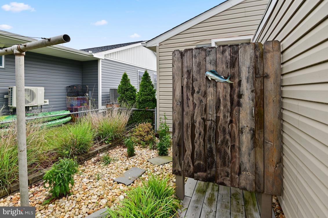 10359 Exeter Road Ocean City, MD 21842 - Photo 42 of 45 Outdoor shower