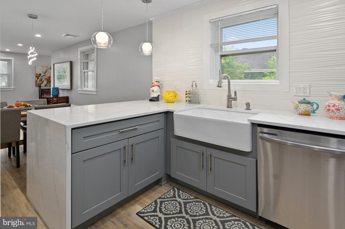 10359 Exeter Road Ocean City, MD 21842 - Photo 7 of 45 Kitchen