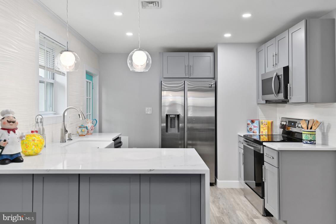 10359 Exeter Road Ocean City, MD 21842 - Photo 9 of 45 Kitchen