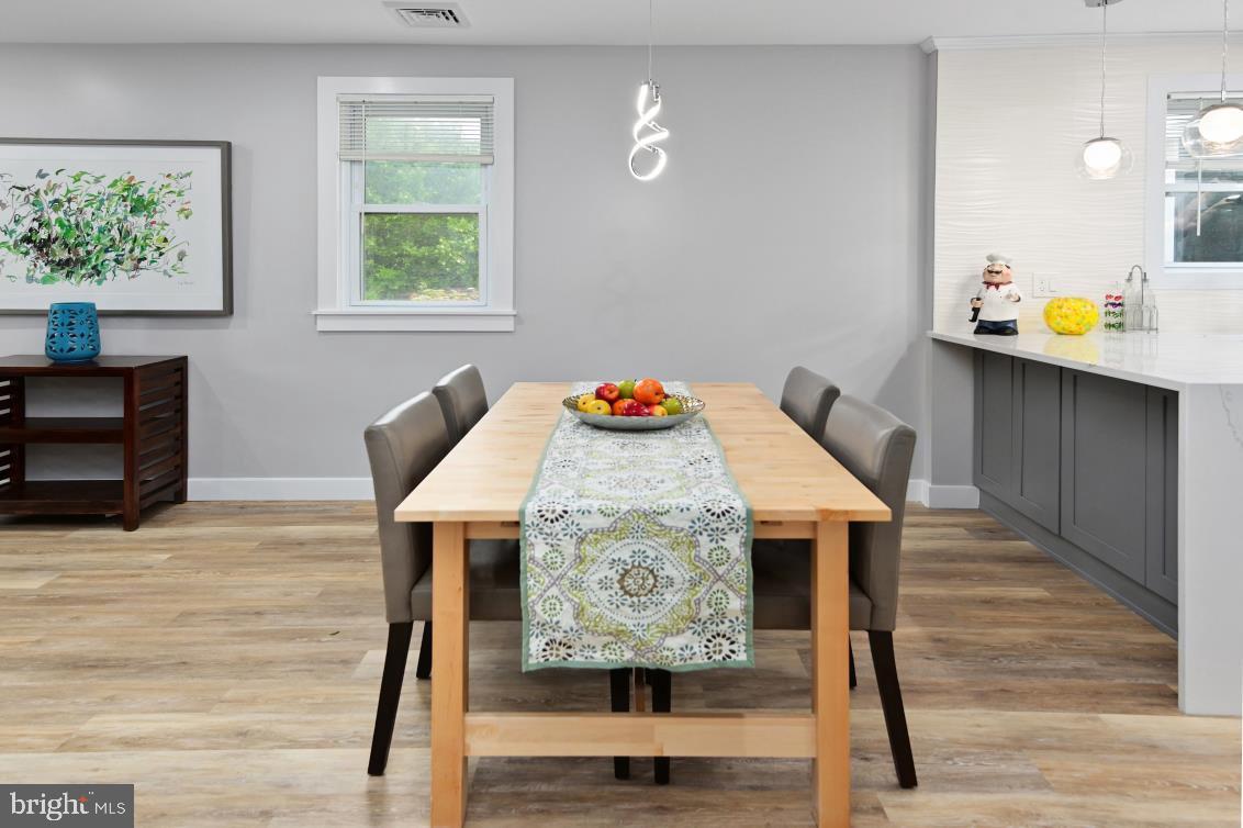 10359 Exeter Road Ocean City, MD 21842 - Photo 10 of 45 Dining room