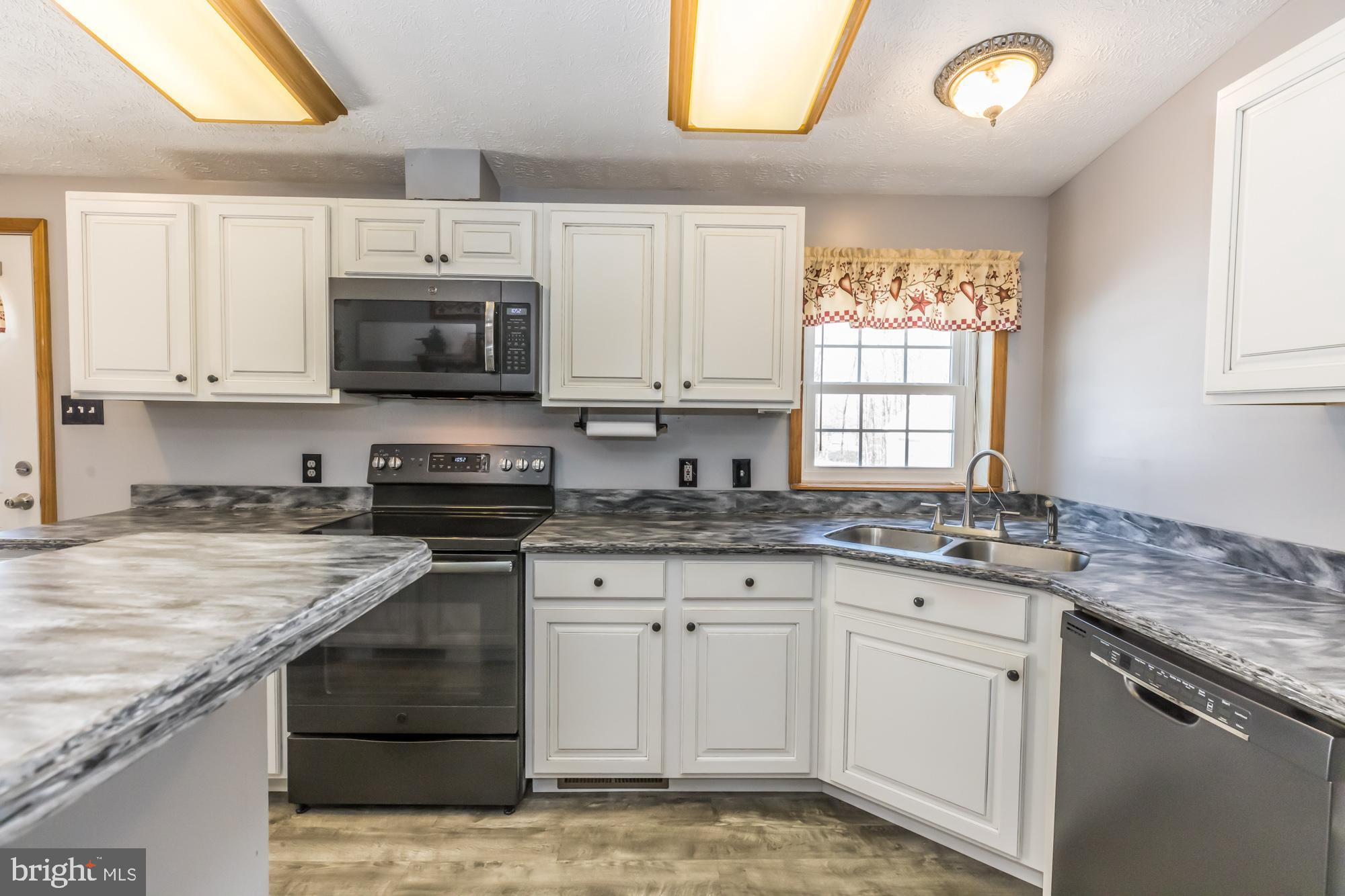 175 Cambridge Road Coatesville, PA 19320 - Photo 18 of 32