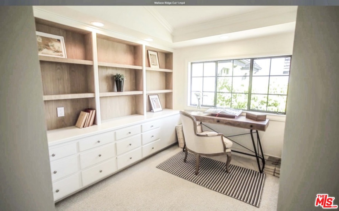 1075 Wallace Ridge Beverly Hills, CA 90210 - Photo 20 of 35