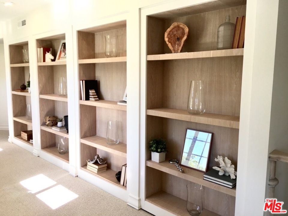 1075 Wallace Ridge Beverly Hills, CA 90210 - Photo 23 of 35 a view of living room and window