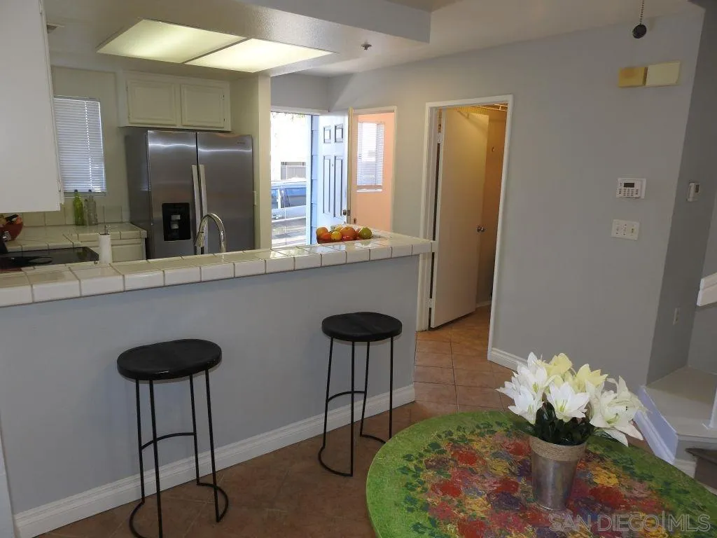 2232 Kings View Circle Spring Valley, CA 91977 - Photo 4 of 32 Gallery Image 4