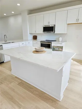 $374,990 | 17712 Broadleaf Loop, Venice, FL 34293