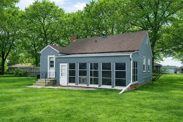 $59,500 | 823 Columbus Avenue, Westbrook, MN 56183