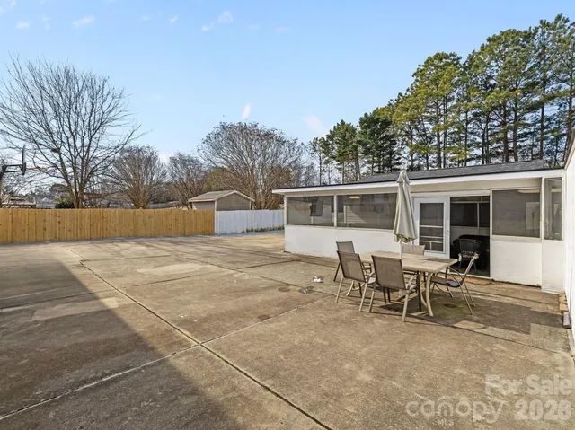 $500,000 | 9926 Wildwood Muse Court, Charlotte, NC 28273